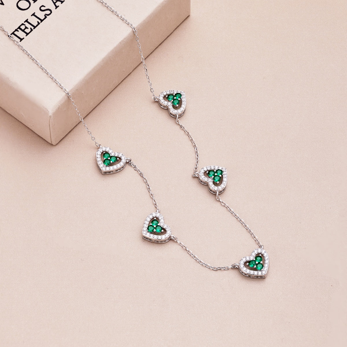 [Everoly JW]Sparkling Five Heart Necklace