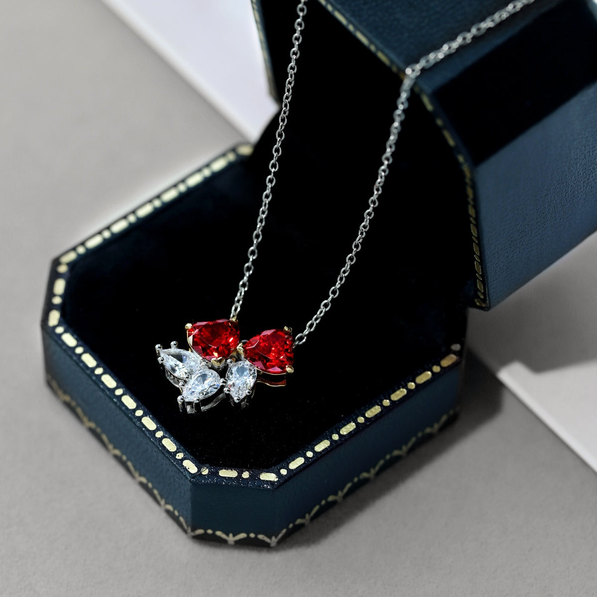 [Everoly JW]Dainty Red Heart Necklace