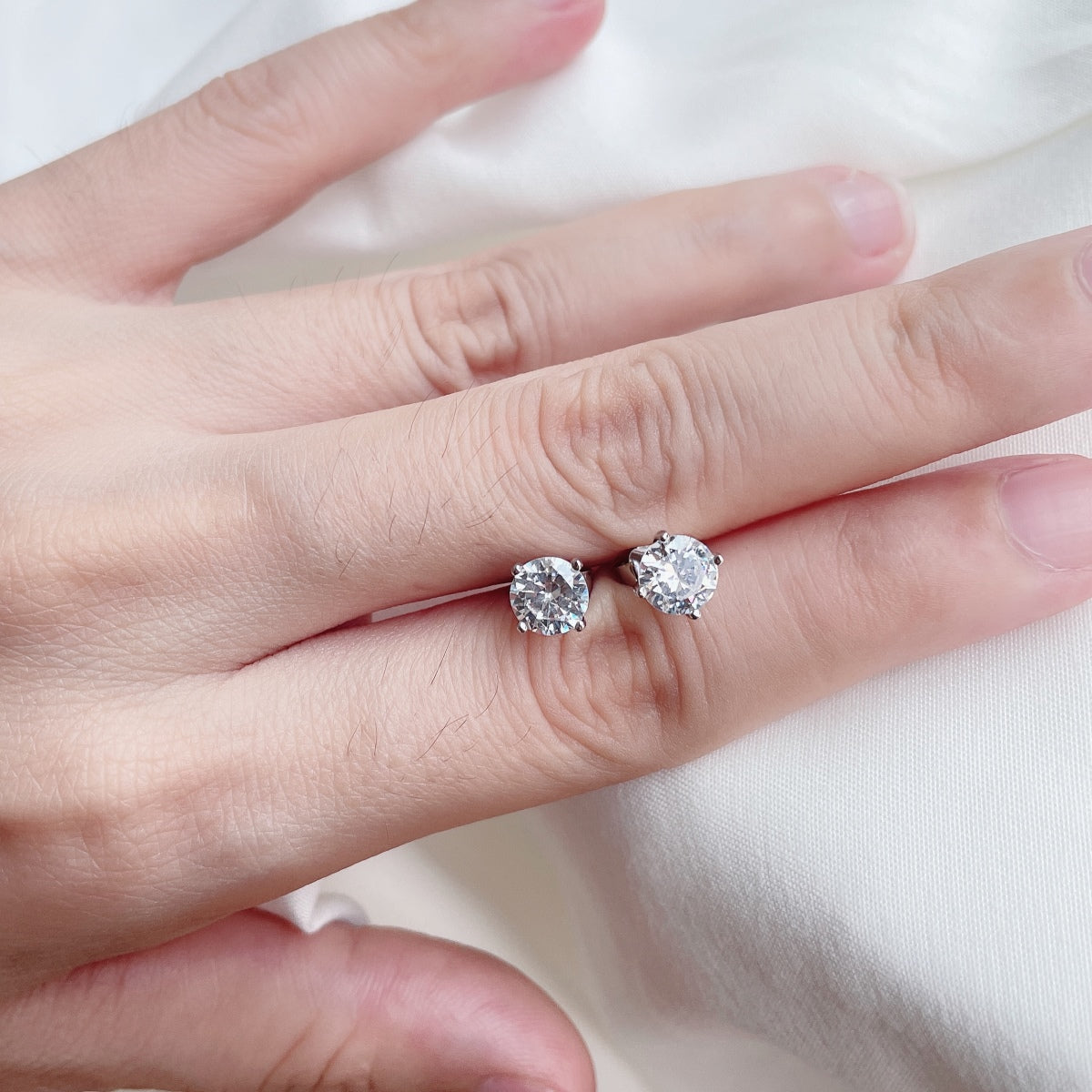 [Everoly JW]Unique Round Shape Earrings