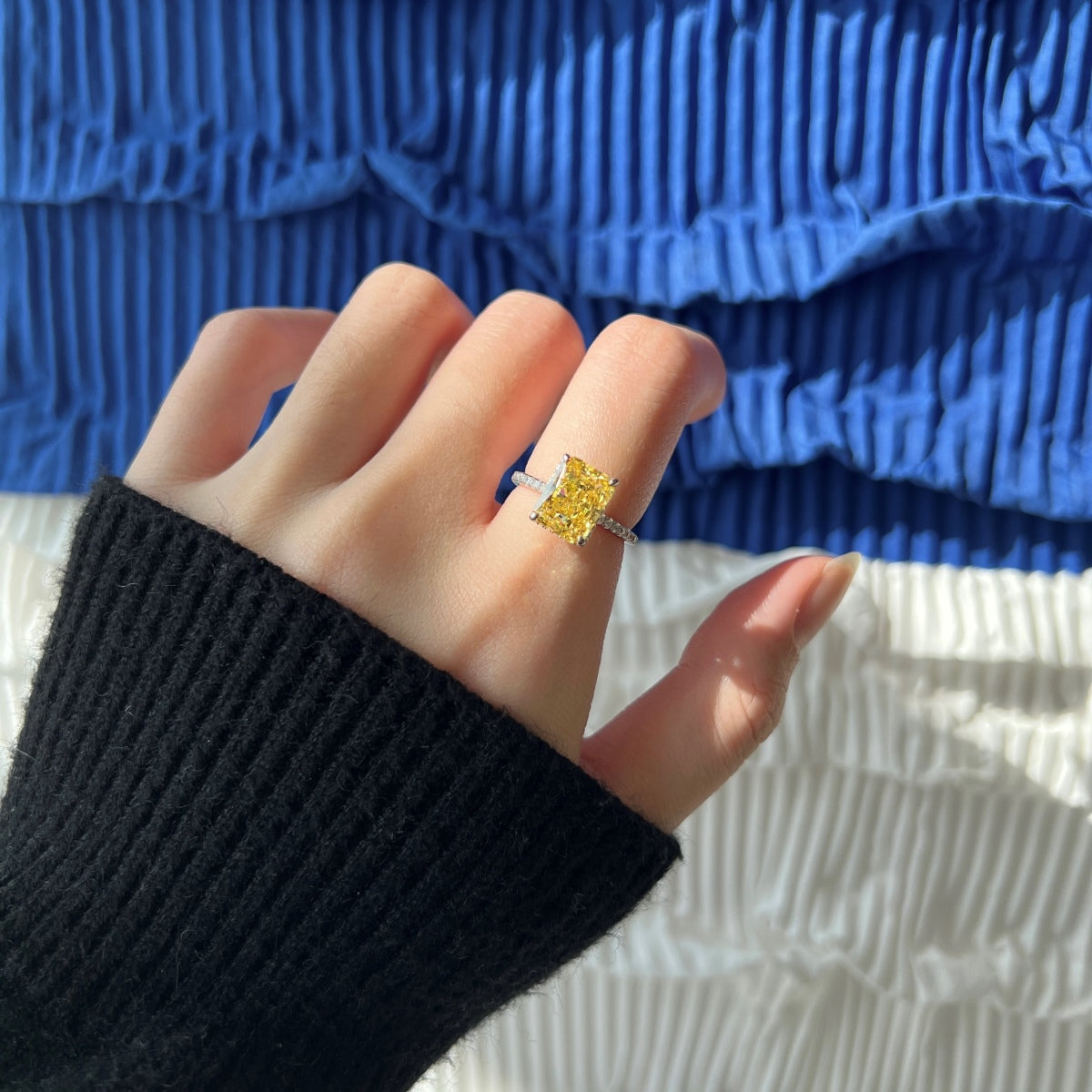 [Everoly JW]4.0 Carat Luxurious Engagement Ring