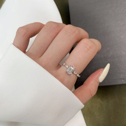 [Everoly JW]1.0 Carat Dainty Resplendent Radiant Cut Daily Ring