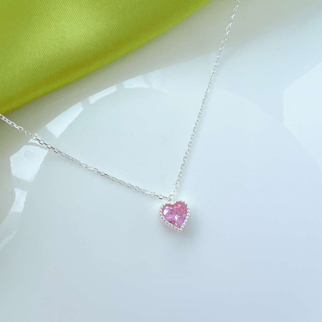 [Everoly JW]Ornate Heart Shape Necklace