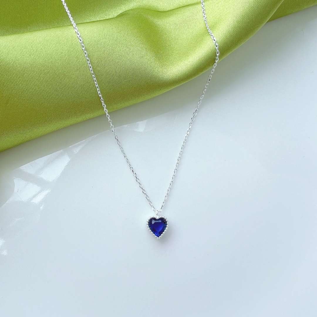 [Everoly JW]Ornate Heart Shape Necklace