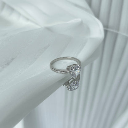 [Everoly JW]2.0 Carat Dazzling Lustrous Heart Cut Lover Ring