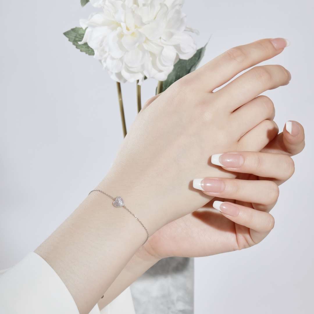 [Everoly JW]Heart-Shaped Gentle and Versatile Bracelet