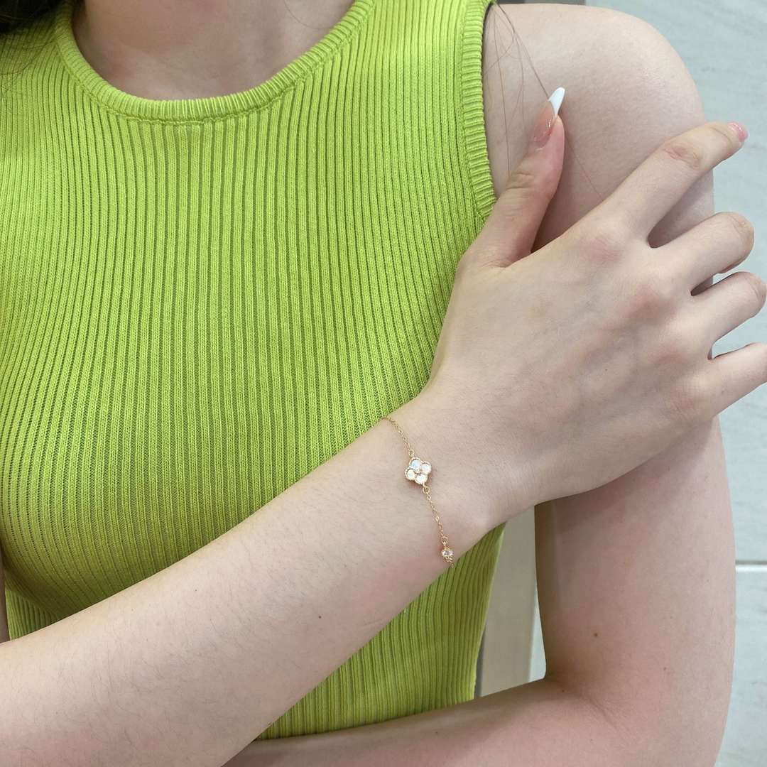 [Everoly JW]Delicate Four Leaf Clover Bracelet