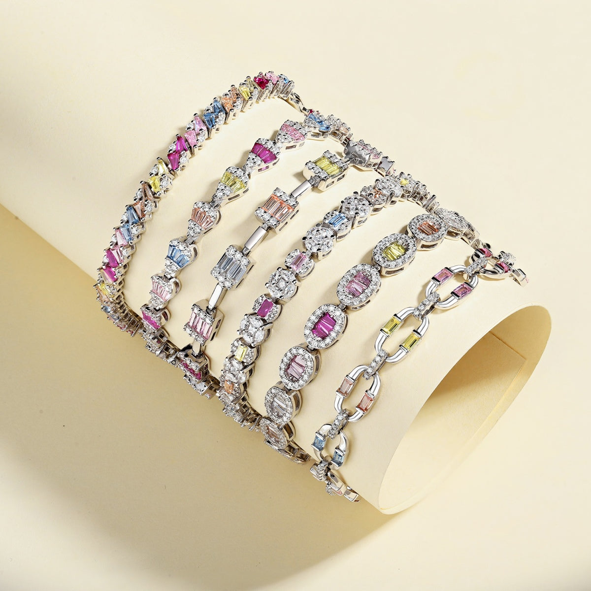 [Everoly JW]Dazzling Radiant Multi Cut Daily Bracelet