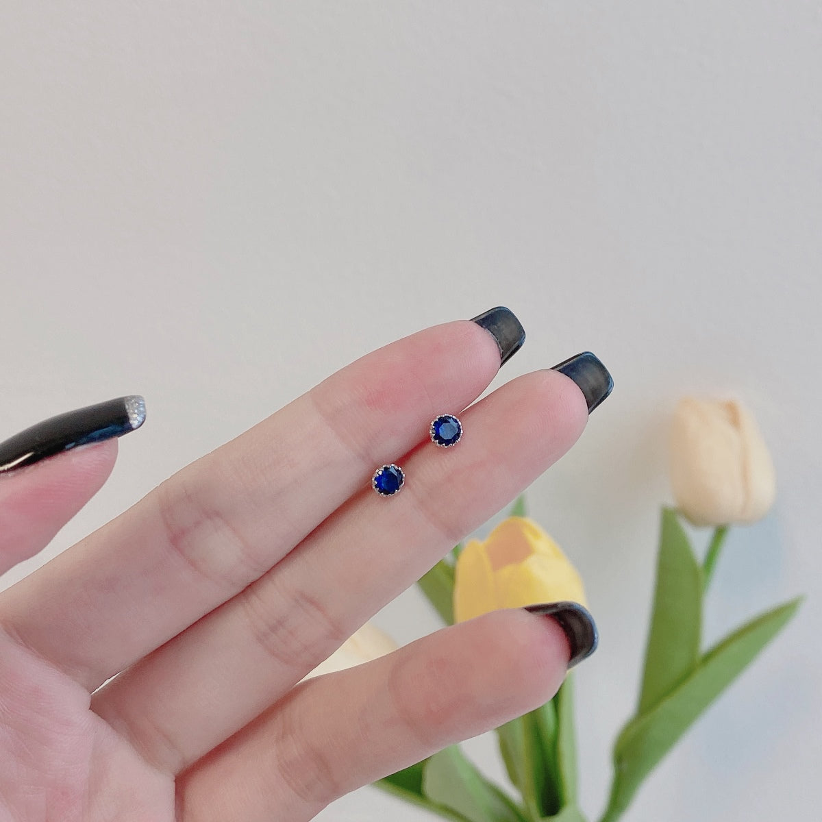 [Everoly JW]Sparkling Colorful Round Shape Earrings