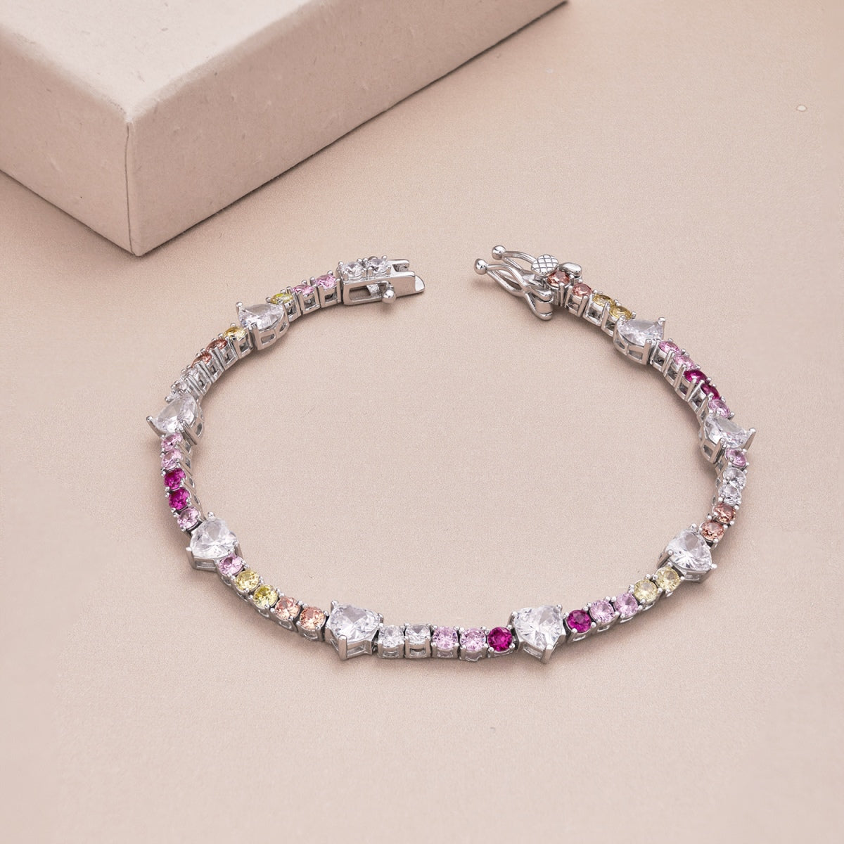 [Everoly JW]Romantic Heart Shape Round Cut Lover Bracelet