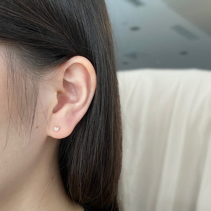 [Everoly JW]Sparkling Heart Shaped Simple Earrings