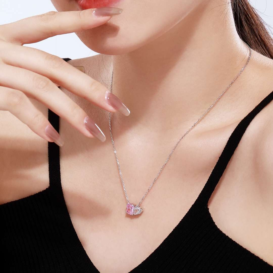 [Everoly JW]Dazzling Square & Heart Shape Necklace