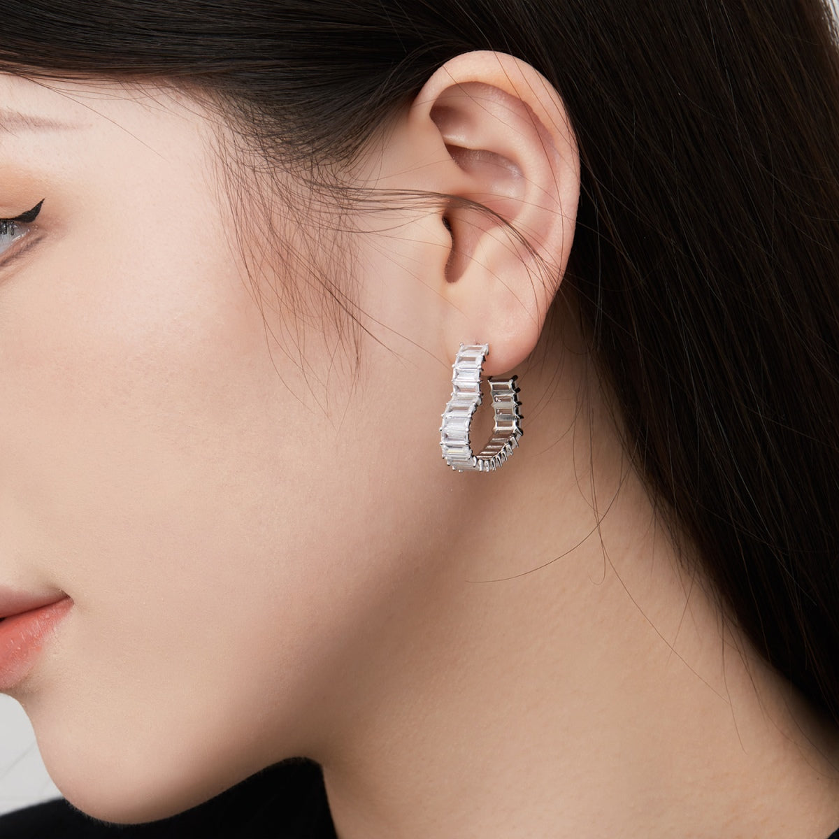 [Everoly JW]Radiant Heart Cutout Earrings