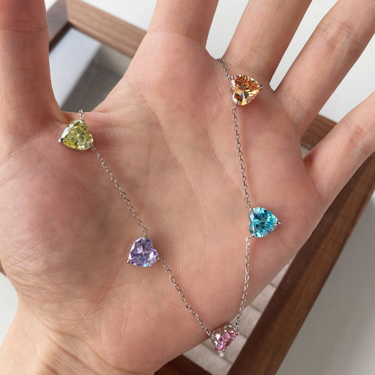 [Everoly JW]Sparkling Colorful Heart Cut Necklace