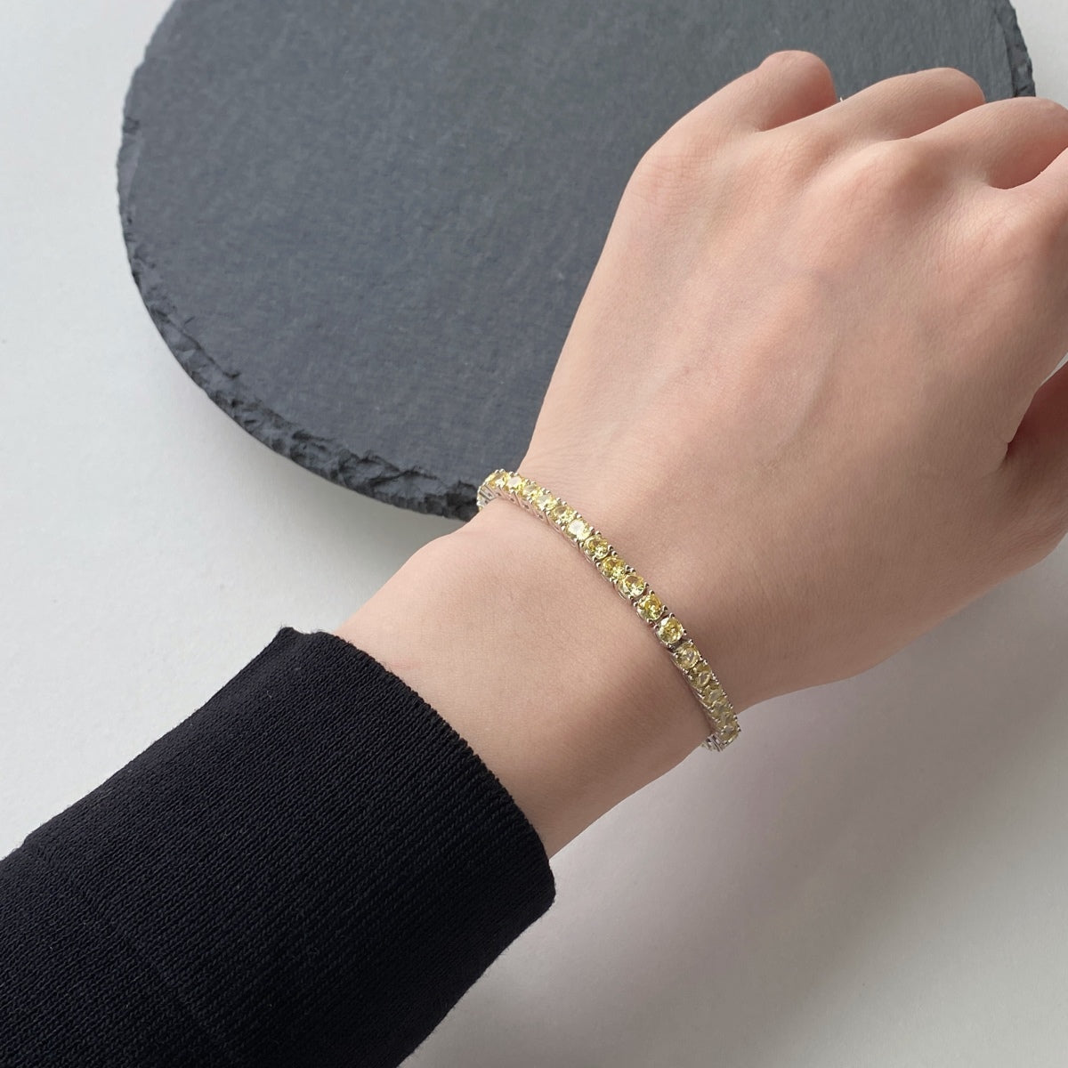 [Everoly JW]Ornate Dazzling Round Cut Tennis Bracelet