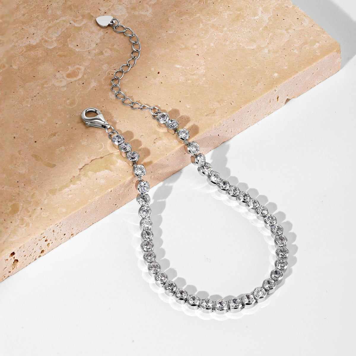 [Everoly JW]Dazzling Sparkling Round Cut Daily Bracelet