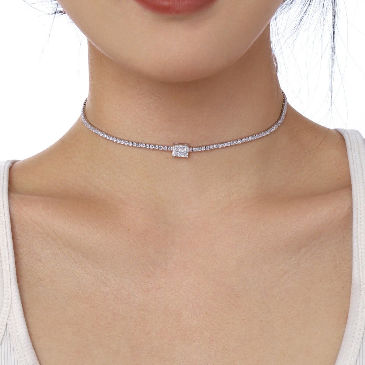 [Everoly JW]2.0 carat Ornate Emerald Cut Necklace