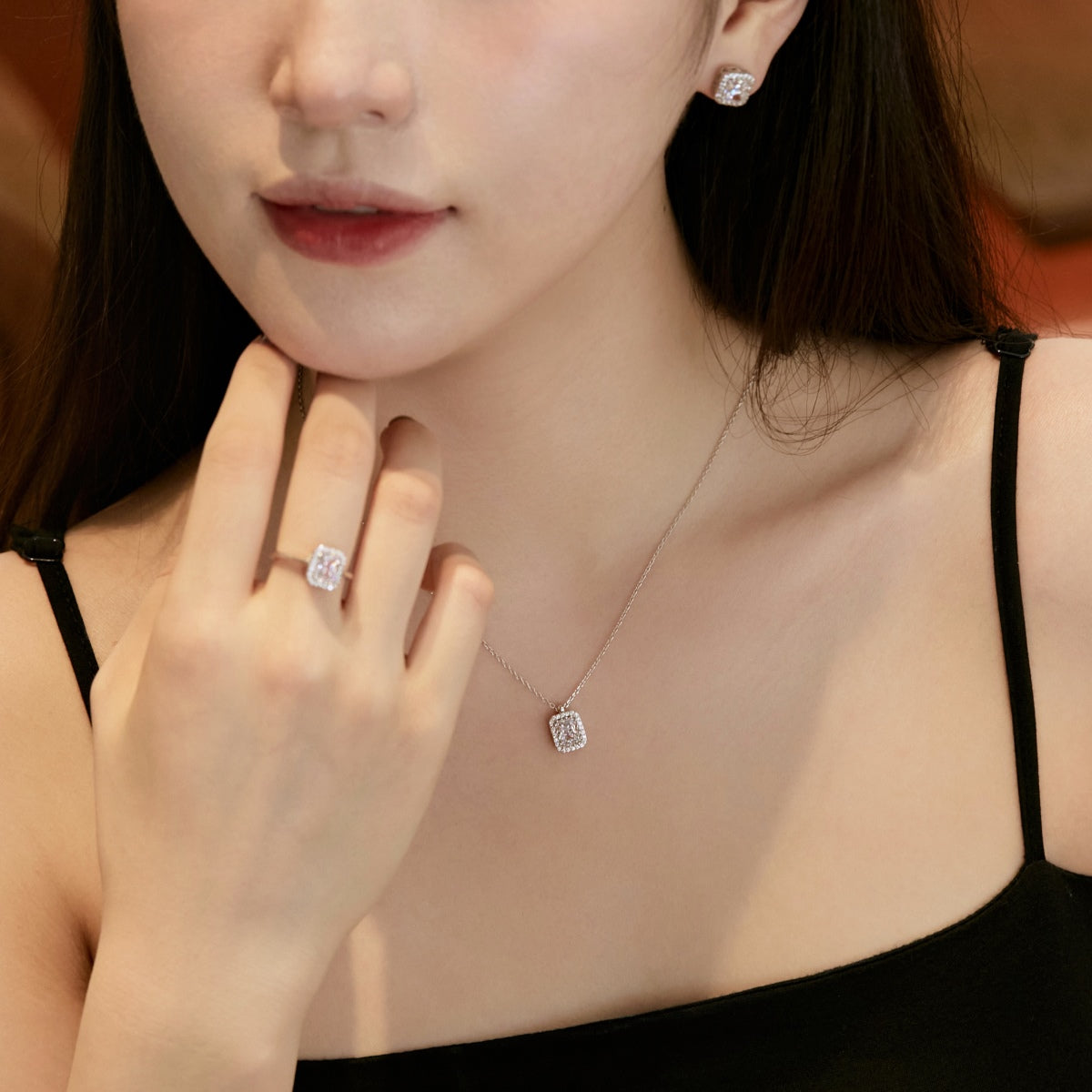 [Everoly JW]1.0 Carat Luxurious Dainty Emerald Cut Daily Earrings