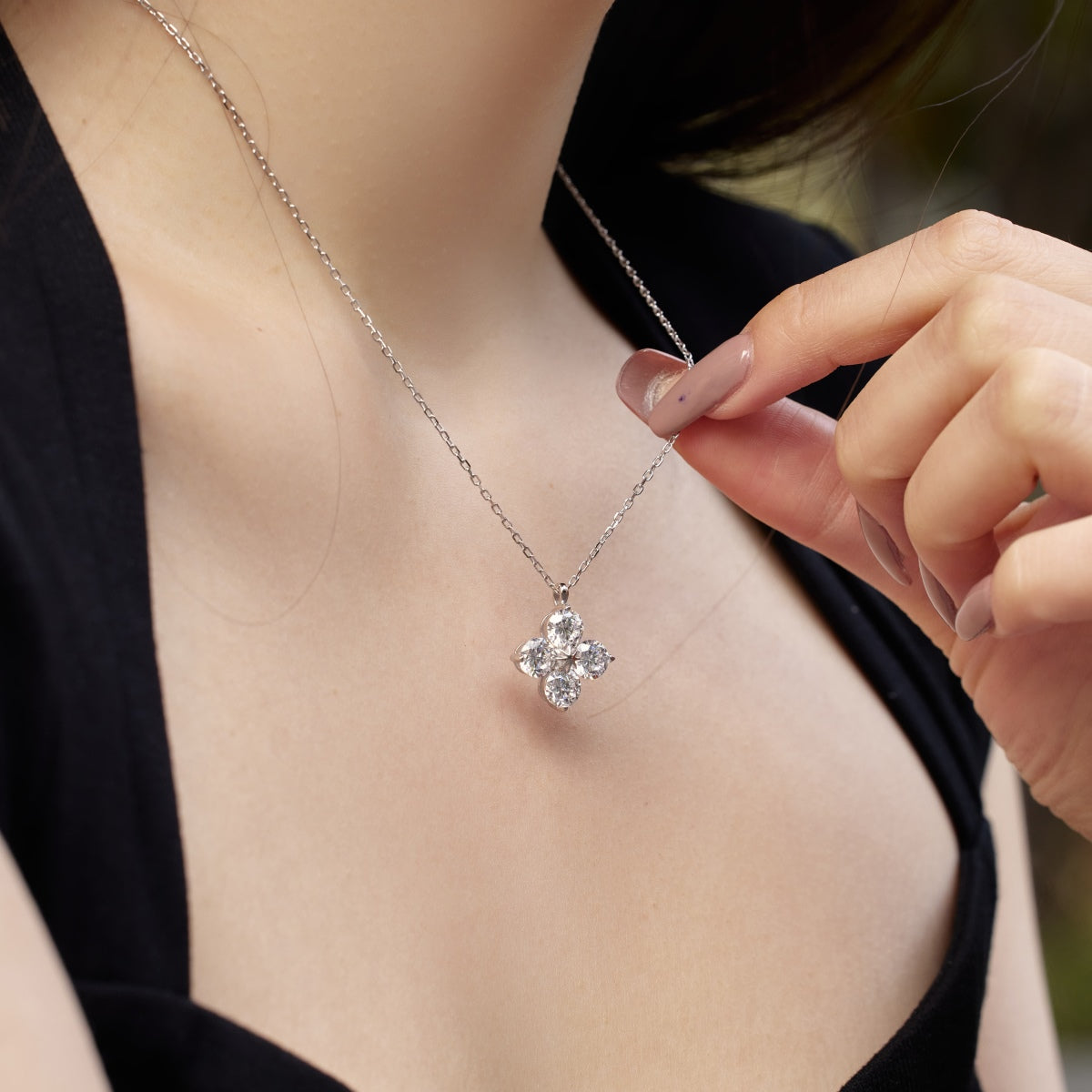 [Everoly JW]Four-Leaf Clover And Eight-Pointed Star Necklace