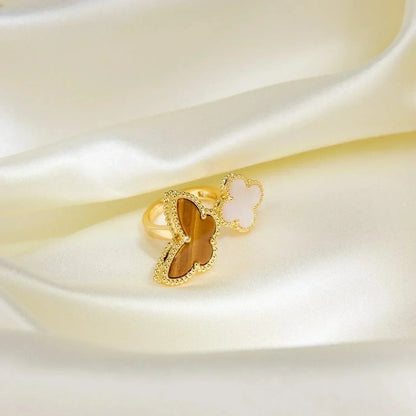 [Everoly JW]LUCKY BETWEEN THE FINGER RING