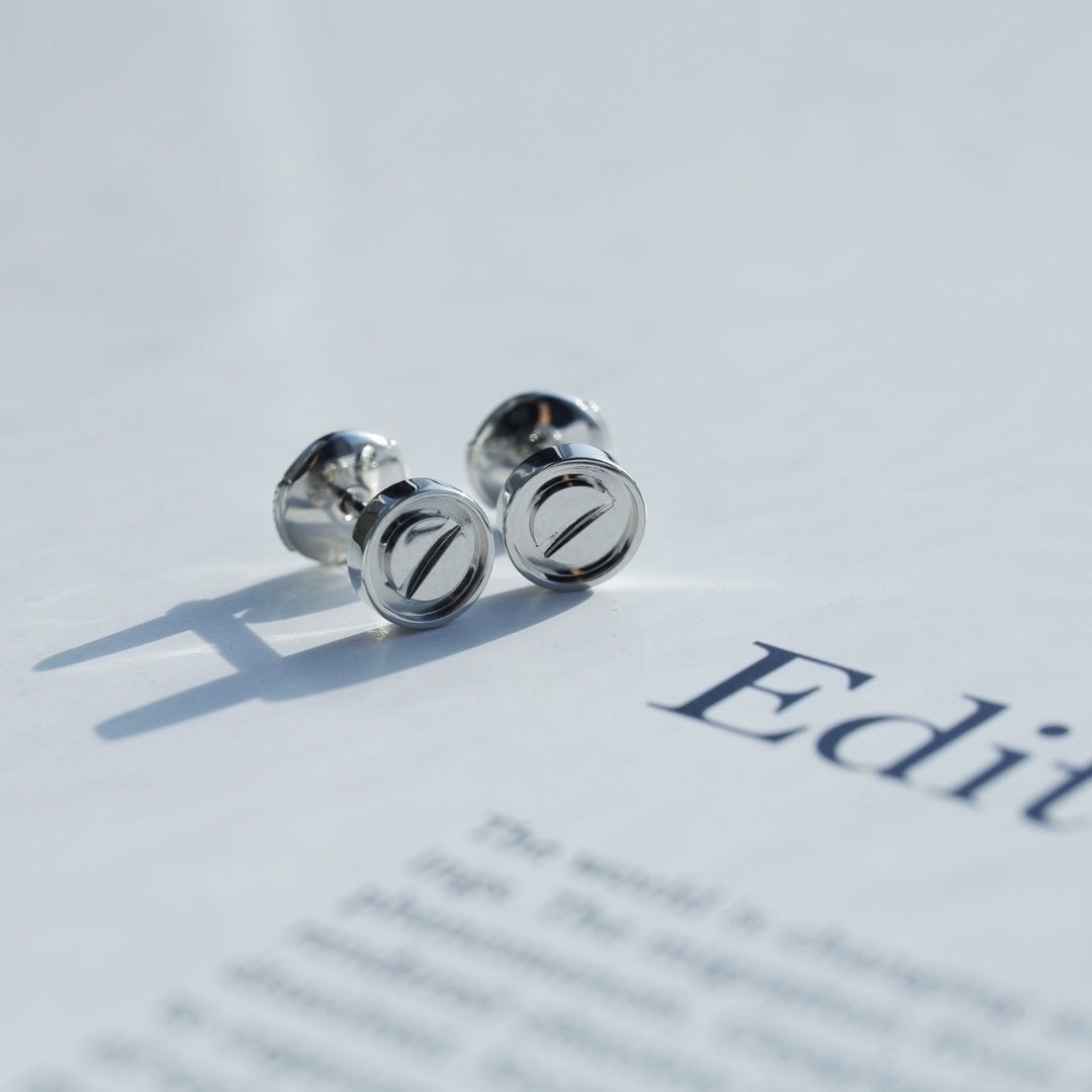 [Everoly JW]LOVE EARRINGS SILVER 10MM
