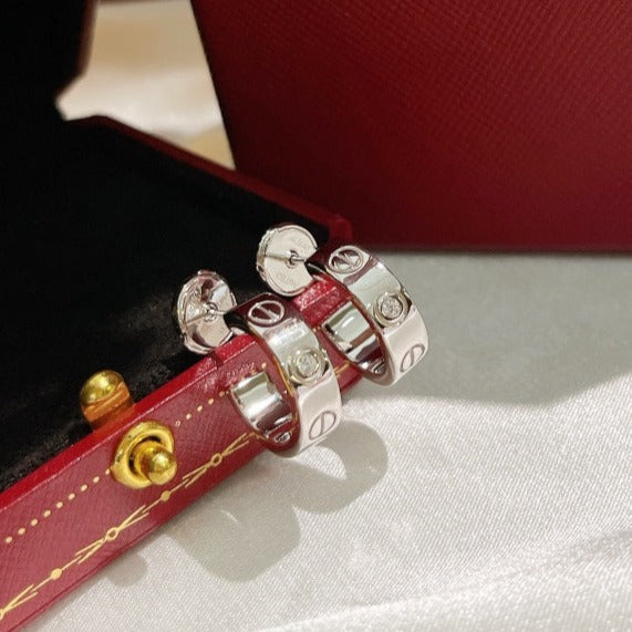 [Everoly JW]LOVE EARRINGS 5.7MM 2 DIAMONDS