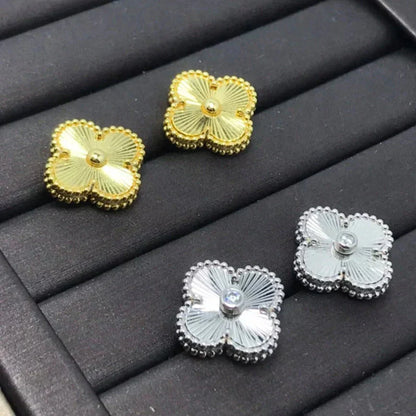 [Everoly JW]CLOVER MINI 9.5MM LASER EARRINGS