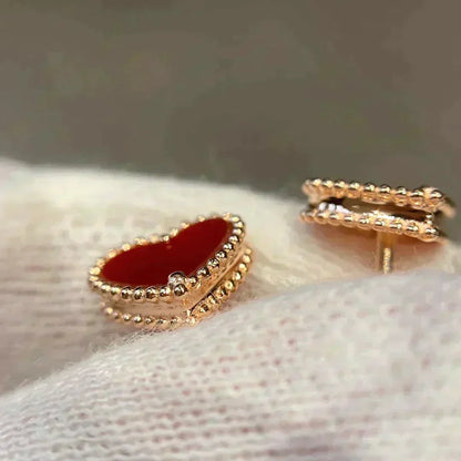 [Everoly JW]HEART CARNELIAN STUD EARRINGS