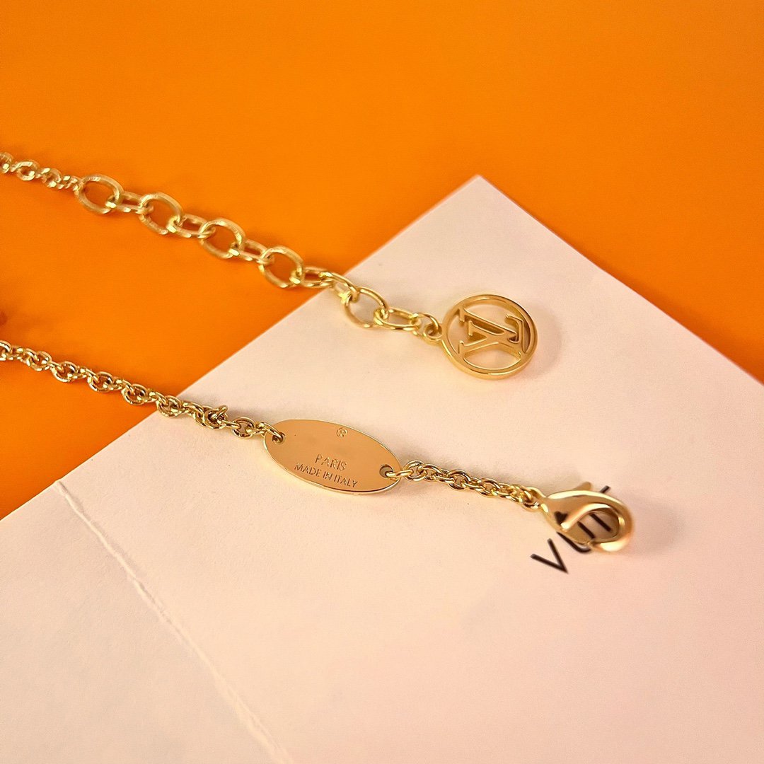 [Everoly JW]LOGO STAR MOTIF GOLD BRACELET