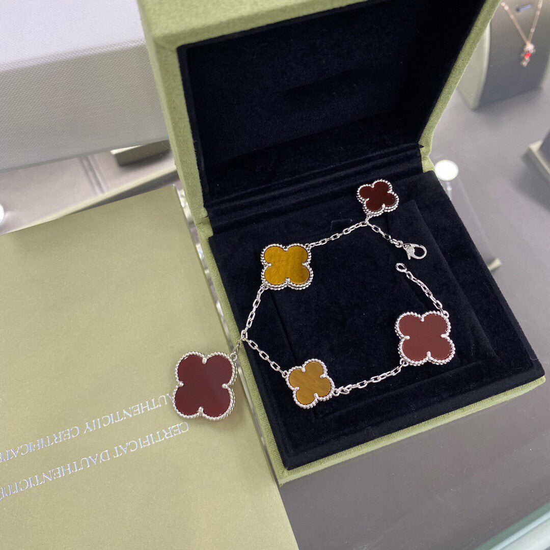 [Everoly JW]CLOVER 5 MOTIFS SIVLER CARNELIAN TIGER EYE BRACELET