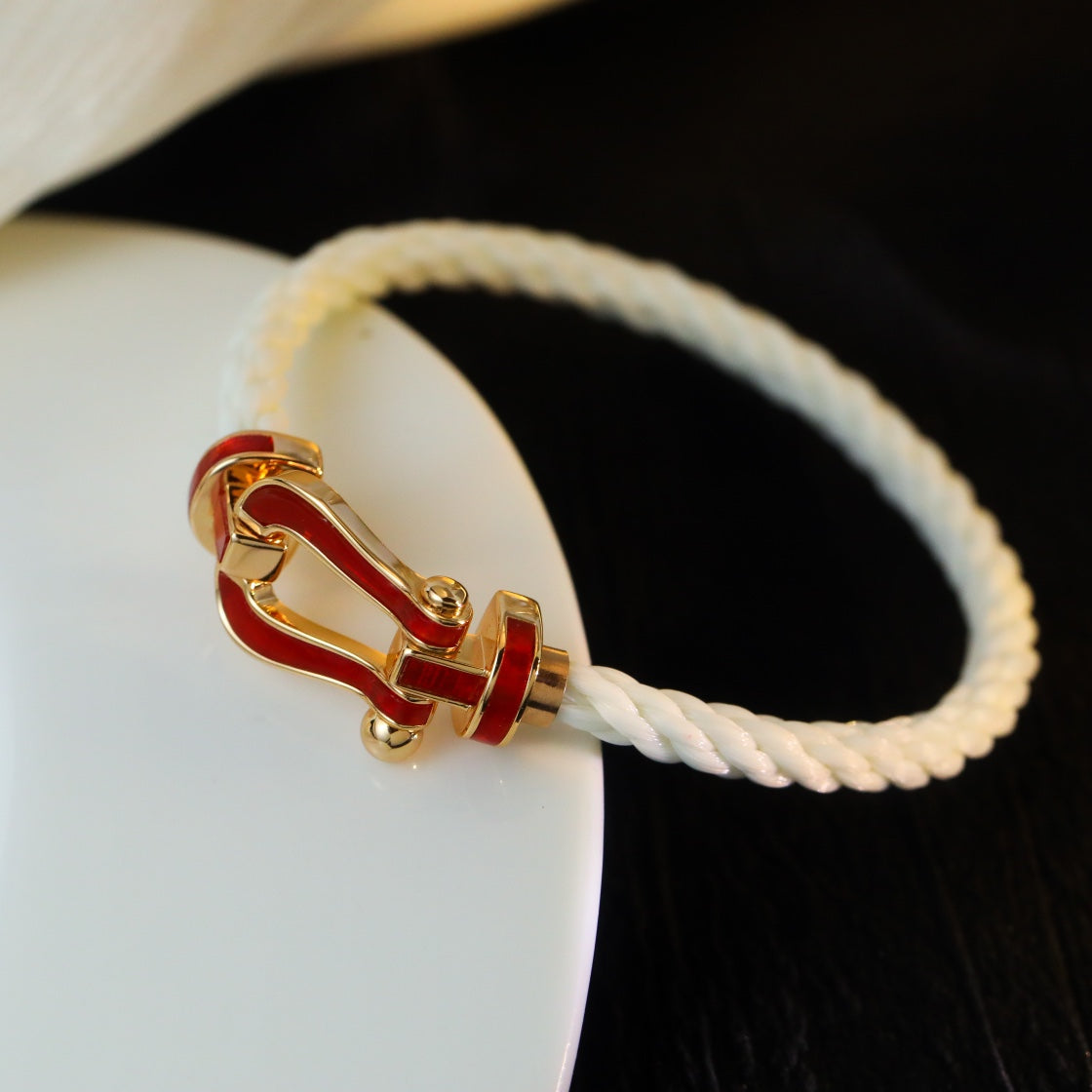 [Everoly JW]FORCE 10 WHITE TEXTILE DIAMOND PAVED