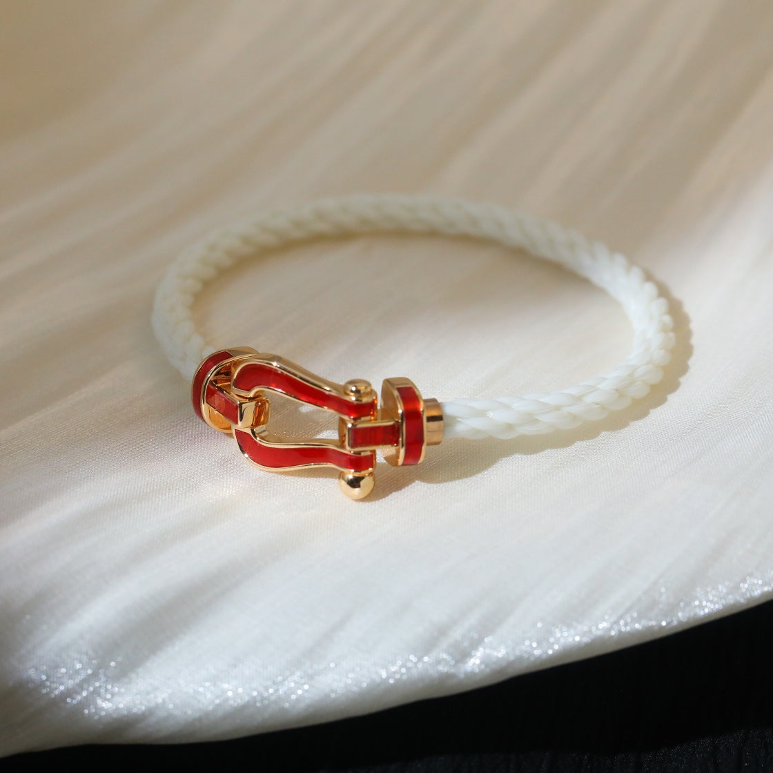 [Everoly JW]FORCE 10 WHITE TEXTILE DIAMOND PAVED