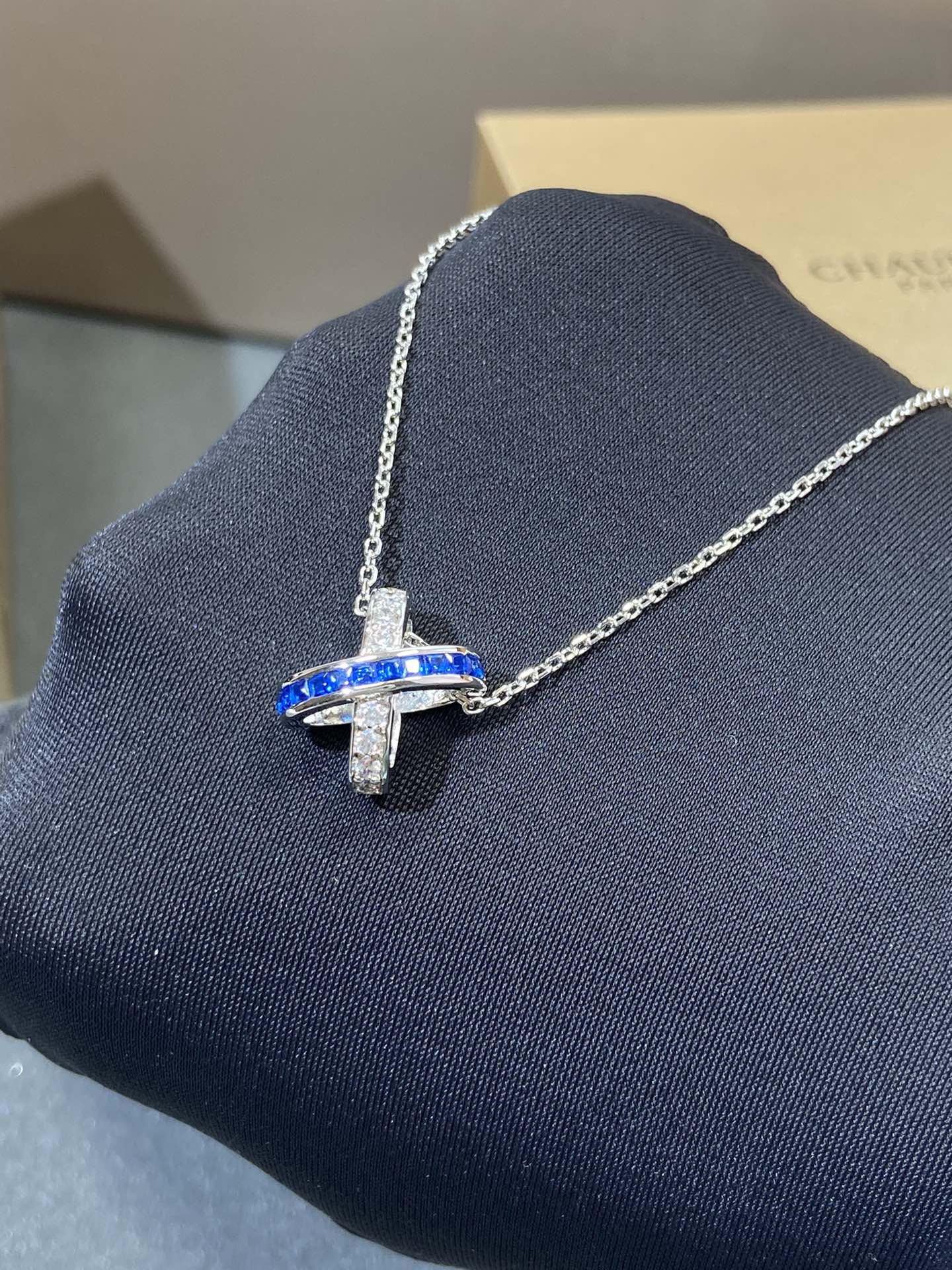 [Everoly JW]LIENS DIAMOND SILVER NECKLACE