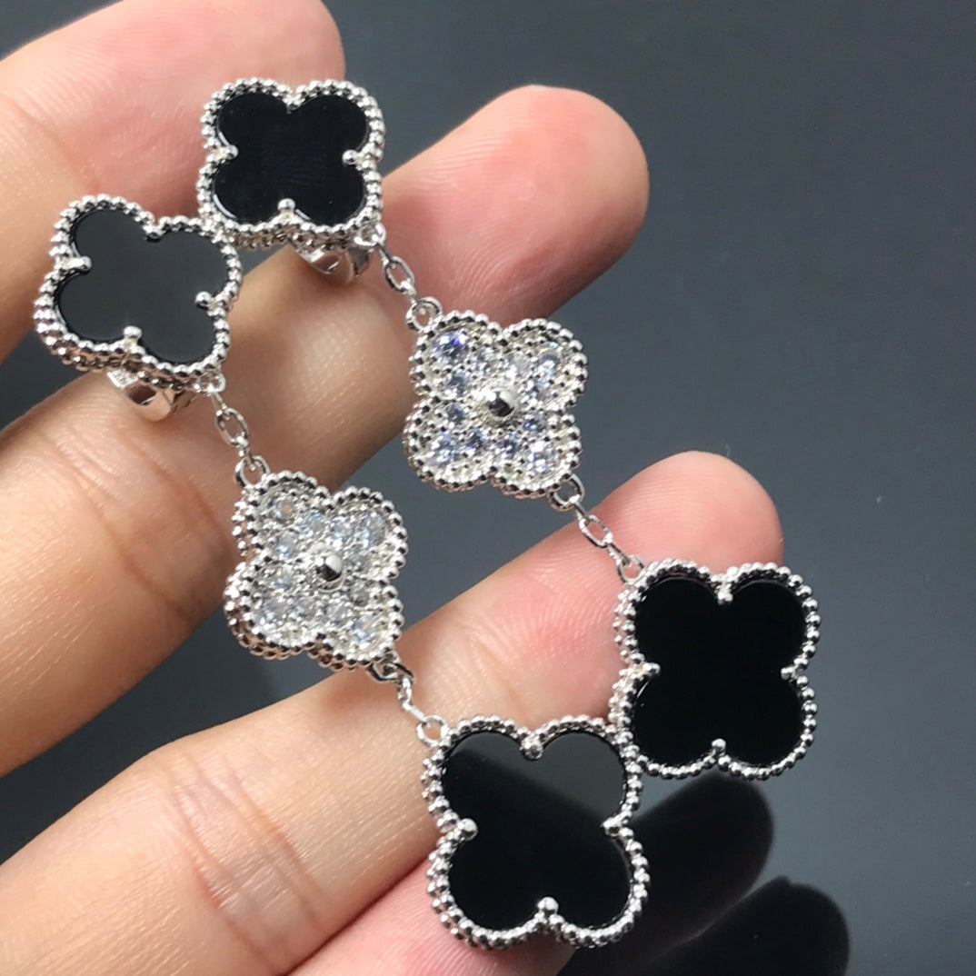 [Everoly JW]CLOVER 3 MOTIF DIAMOND ONYX SILVER EARRINGS