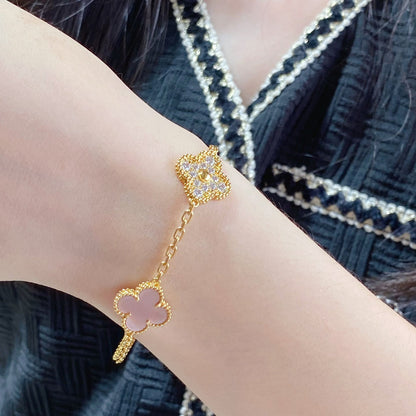 [Everoly JW]CLOVER 5 MOTIF DIAMOND PINK MOP PINK GOLD BRACELET