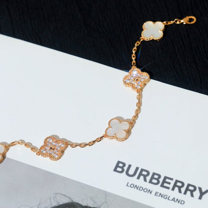 [Everoly JW]CLOVER BRACELET 5 MOTIF WHITE MOP DIAMOND