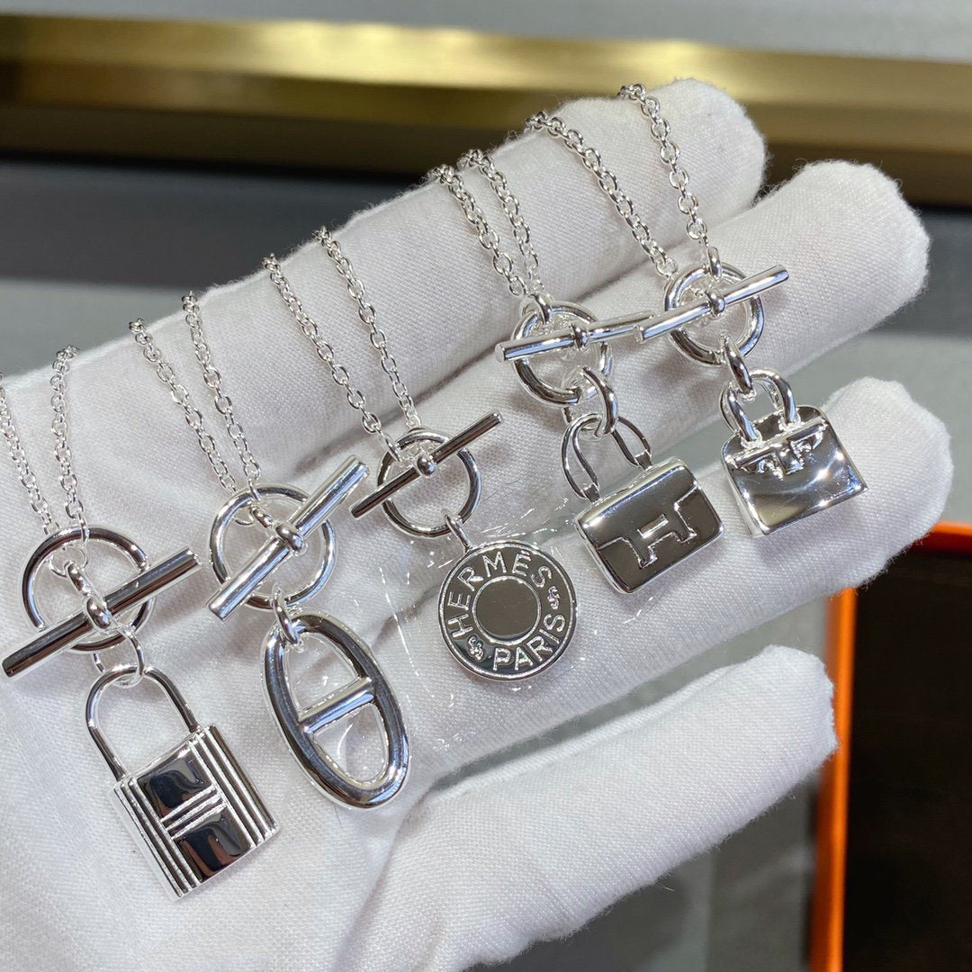 [Everoly JW]CONSTANCE PEDANT SILVER NECKLACE