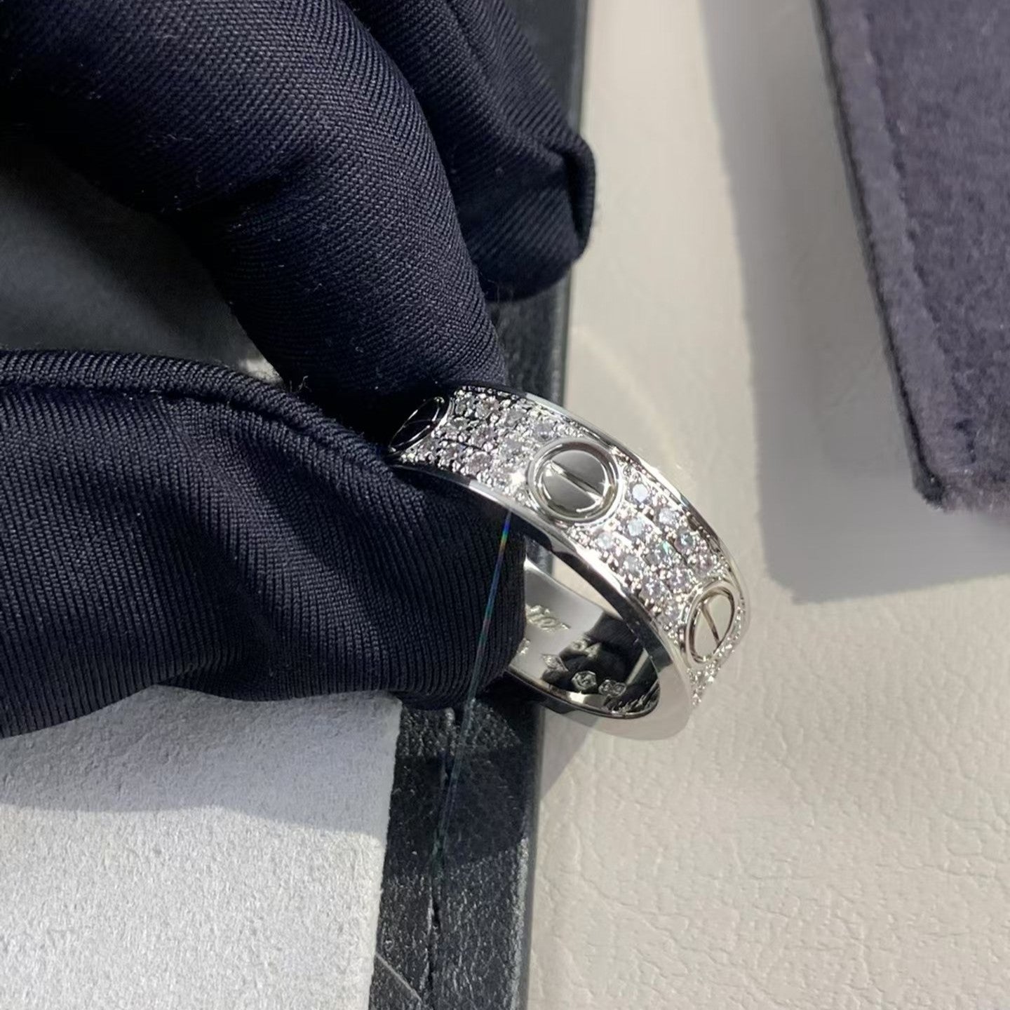 [Everoly JW]LOVE RING 5.5MM DIAMONDS PAVED