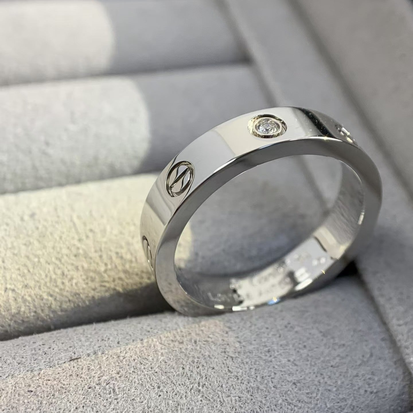 [Everoly JW]LOVE RING 4MM 1 DIAMOND SILVER