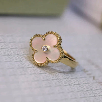 [Everoly JW]CLOVER PINK MOP RING GOLD DIAMOND
