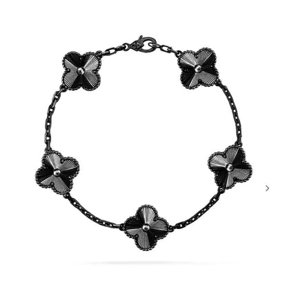 [Everoly JW]CLOVER 5 MOTIF BLACK BRACELET