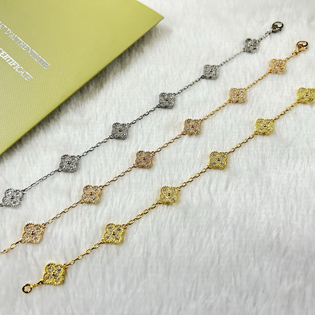 [Everoly JW]CLOVER 6 MOTIF DIAMOND BRACELET