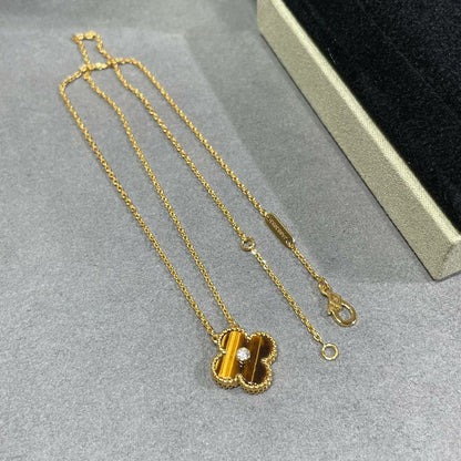 [Everoly JW]CLOVER 15MM DIAMOND AND YELLOW TIGER'S EYE AGATE necklace
