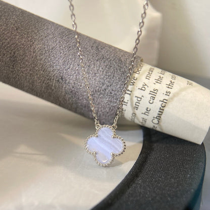 [Everoly JW]CLOVER 15MM BLUE CHALCEDONY NECKLACE SILVER