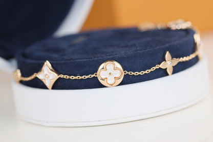 [Everoly JW]LEAF CLOVER BRACELET