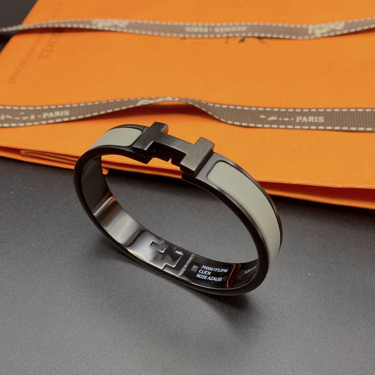 [Everoly JW]CLIC HM SO BLACK GREY BRACELET