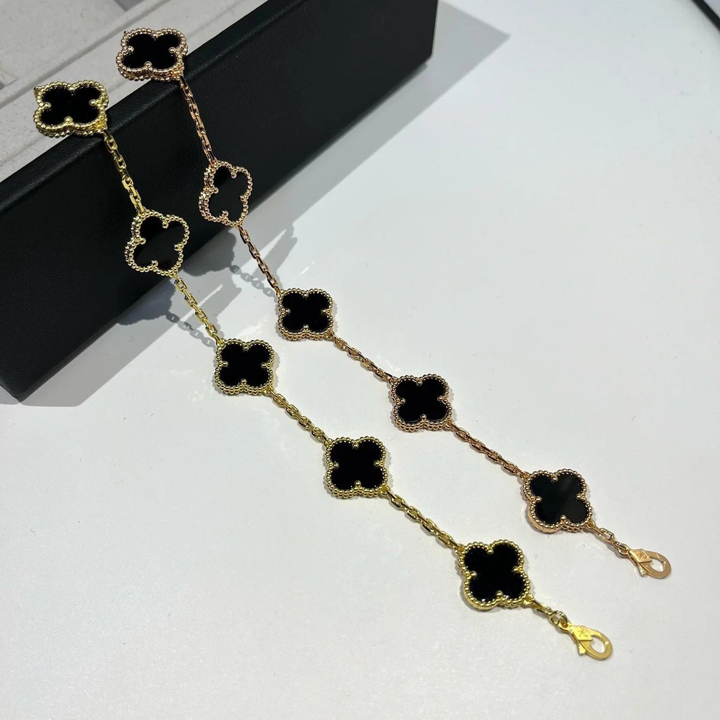 [Everoly JW]CLOVER  5 MOTIFS BLACK ONYX BRACELET