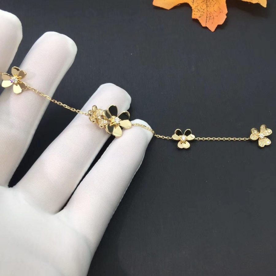 [Everoly JW]FRIVOLE GOLD 5 FLOWERS BRACELET
