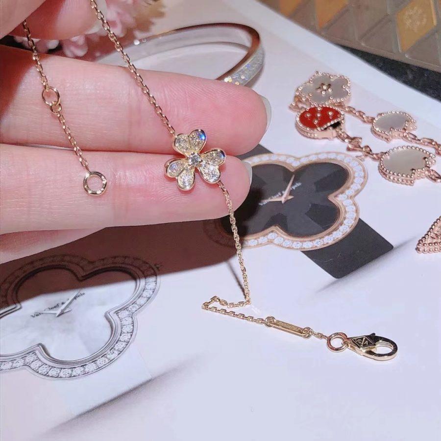 [Everoly JW]FRIVOLE GOLD FLOWER DIAMOND BRACELET