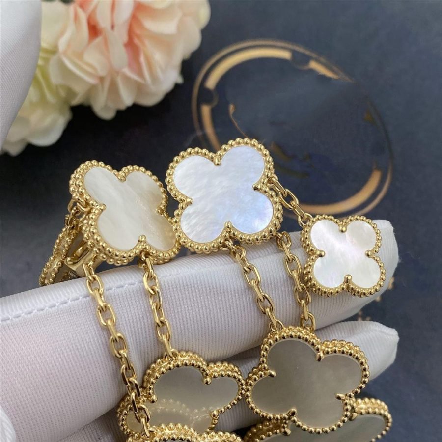 [Everoly JW]CLOVER EARRINGS WHITE MOP 4 MOTIFS GOLD