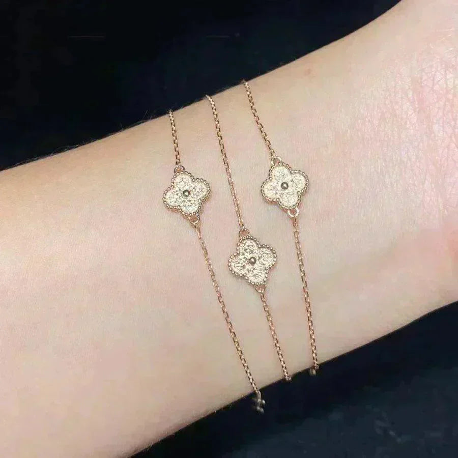 [Everoly JW]CLOVER SINGLE FLOWER BRACELET